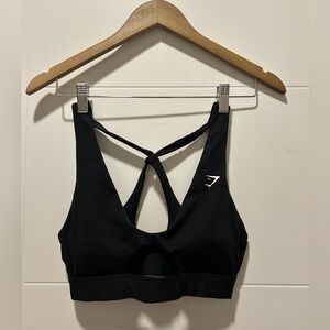 Gym Shark Peek a Boo Sports Bra with PADS!!